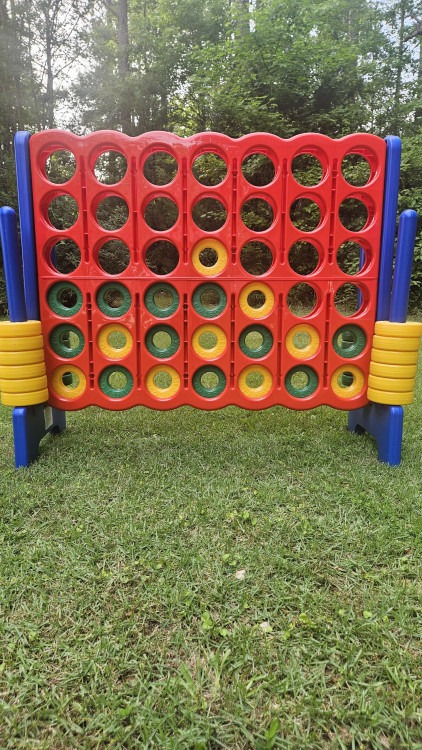 Oversized Connect 4