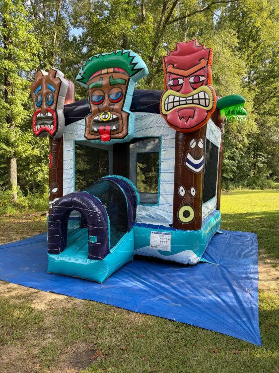 Tiki Vibes Bounce House (dry)